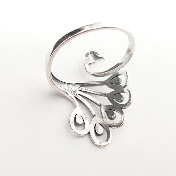 Sterling Silver Yarn Ring Fancy Peacock Adjustable Size Crochet Ring Beginner Knitting Crocheting Gift Crochet Tension Regulator Tool