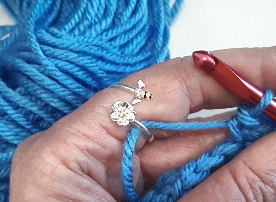 Yarn Tension Ring Bee and Flower Adjustable Ring Size 5-10 Beginner Crocheting Gift