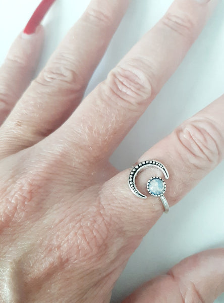 Yarn Tension Ring Silver Moon Adjustable Ring Size 6-10 Beginner Crocheting Gift