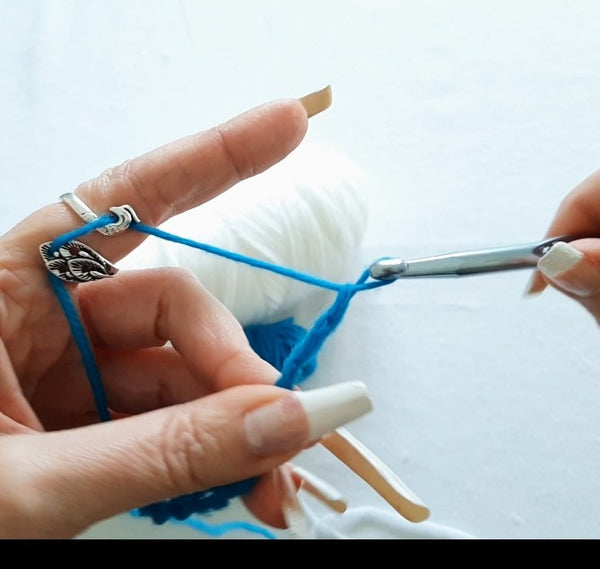Yarn Tension Ring Peacock Style-Adjustable-Beginner Crocheting Gift