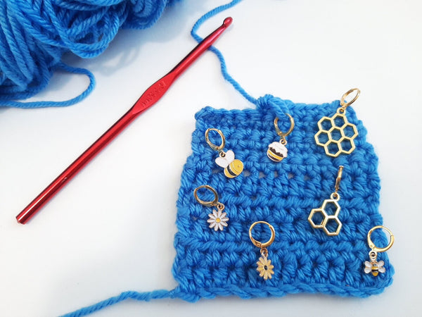 Stitch Markers Honey Bees and Flowers for Crochet and Knitting Set of 8 Detachable Place Marker Progress Keepers Yarn Gifts Accessories