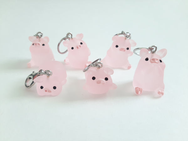 Stitch Markers 6pc Posing 3D Pigs for Crochet and Knitting Detachable Place Marker Progress Keeper Yarn Gifts Accessories Notions