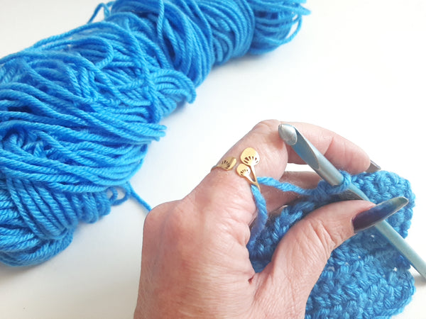 Yarn Tension Ring Stainless Steel Mushrooms Adjustable Ring Size 6-10 Beginner Crocheting Gift