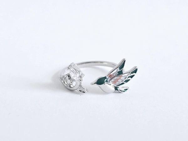 Yarn Tension Ring Colorful Hummingbird & Flower Adjustable Size 6-10 Crochet Ring Silver Plated Beginner Knitting Crochet Gift Yarn Guide
