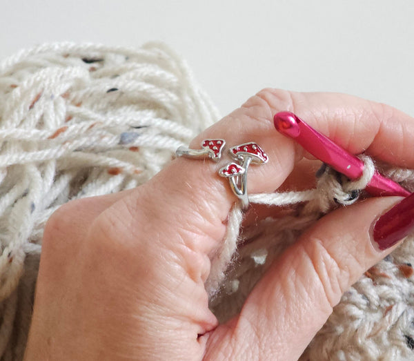 Red Mushrooms Slightly Adjustable Ring Size 8-9 Crochet Beginner Knitting Gift Yarn Tension Ring Regulator Tool Stainless Steel