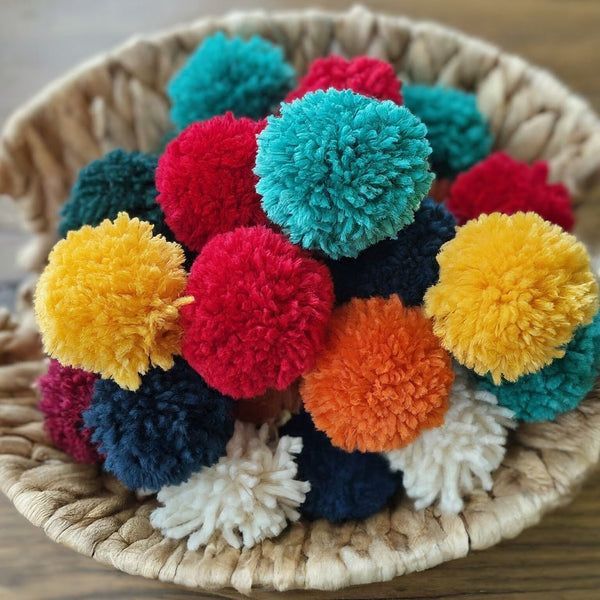 1pc Large Pompom Maker Yarn Fluff Ball for Beanie hats and Pom pom Crafts DIY Yarn Tool for Making Yarn Balls Yarn Easy Craft for Kids