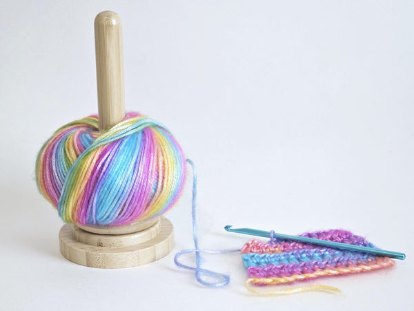 Spinning Yarn Holder Bamboo Wooden Spinner Yarn Rotating Spool Prevents Yarn Tangles Gift for Crocheter or Knitter Yarn Tools