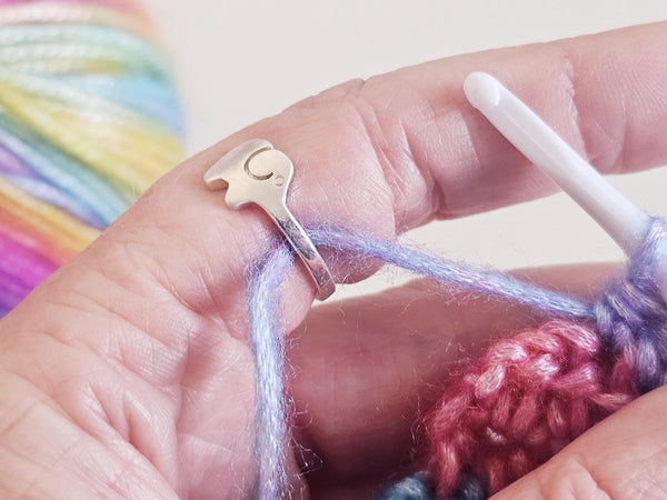 Yarn Tension Ring Elephant Silver Adjustable Size 5-7 Crochet Ring Beginner Knitting Crochet Gift Tension Regulator Tool