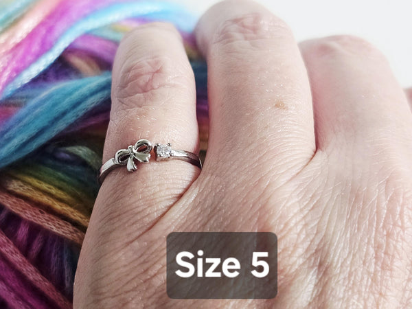Sterling Silver Yarn Tension Ring Bow Tie Ribbon Knot Adjust Size 5-8 Crochet Beginner Knitting Crochet Gift Tension Regulator Yarn Guide