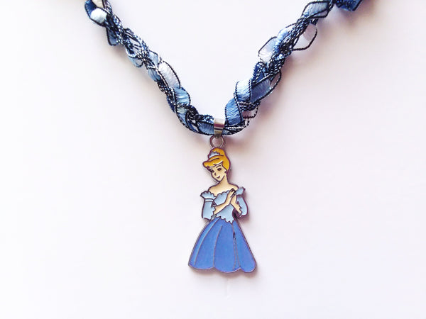 Cinderella Necklace with Crocheted Yarn Chain