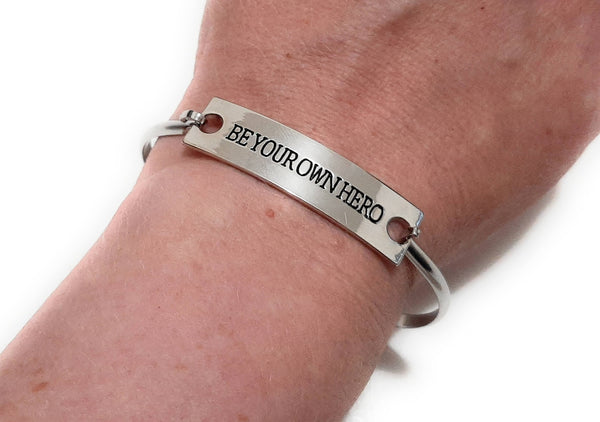 Stainless Steel Inspirational Message Connector Bangle Bracelet - BE YOUR OWN HERO