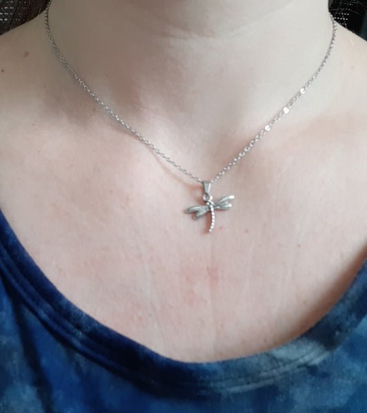 Dragonfly Charm Pendant Necklace with Animal Advice Card (What advice would a Dragonfly give?)