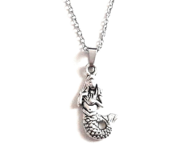 Butterfly Charm Pendant Necklace with Animal Advice Card (What advice would a Butterfly give?)