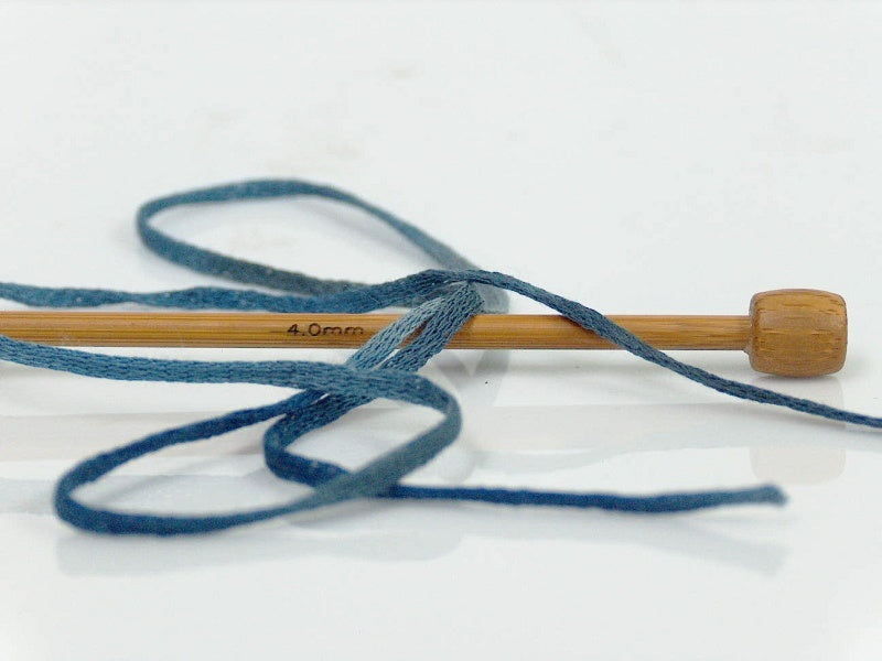 Violino Yarn - Dark Blue Gray – YarnNecklaces