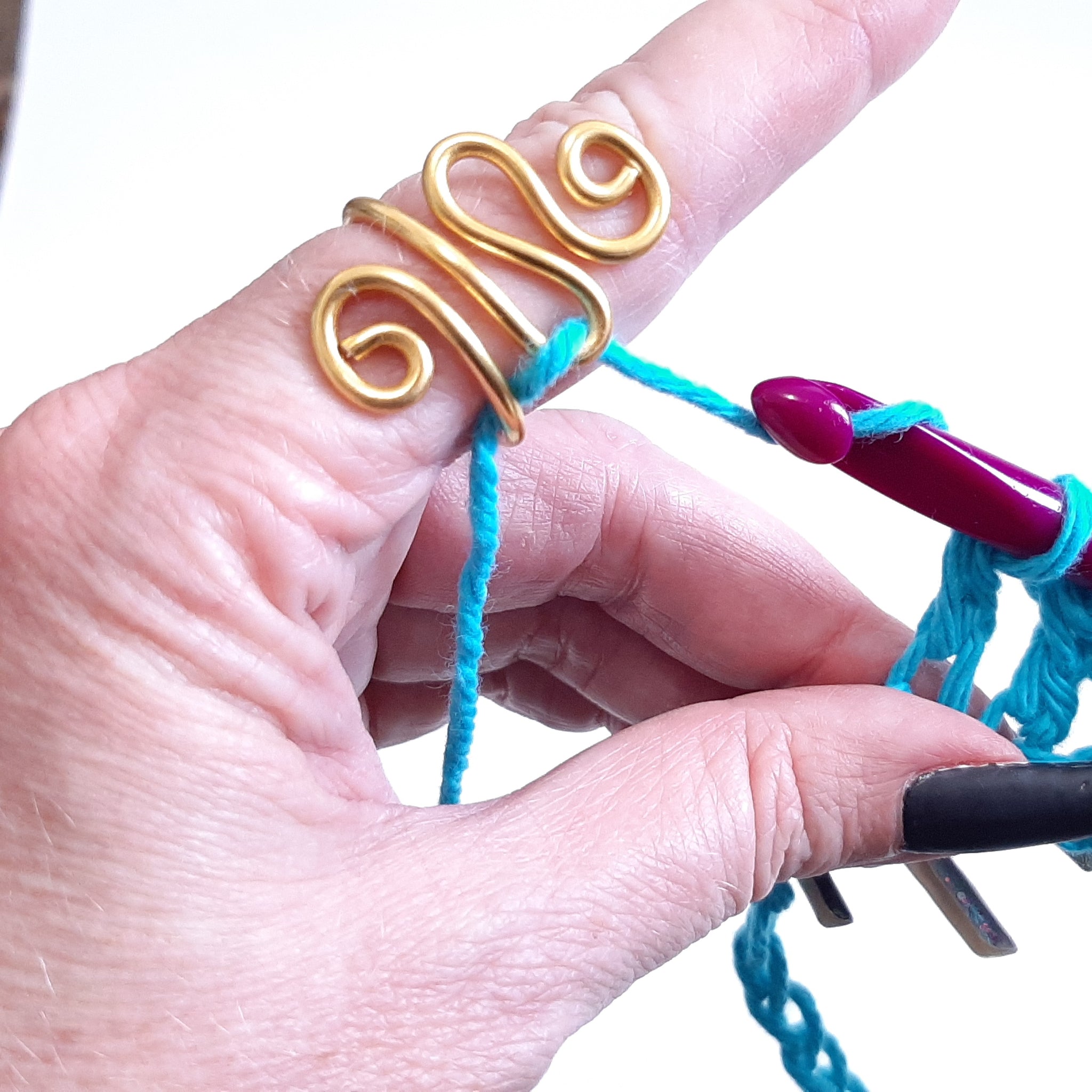 Yarn Tension Ring Peacock Style-Adjustable-Beginner Crocheting
